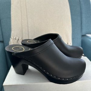 No.6 Old School High Heel Clogs - size 37